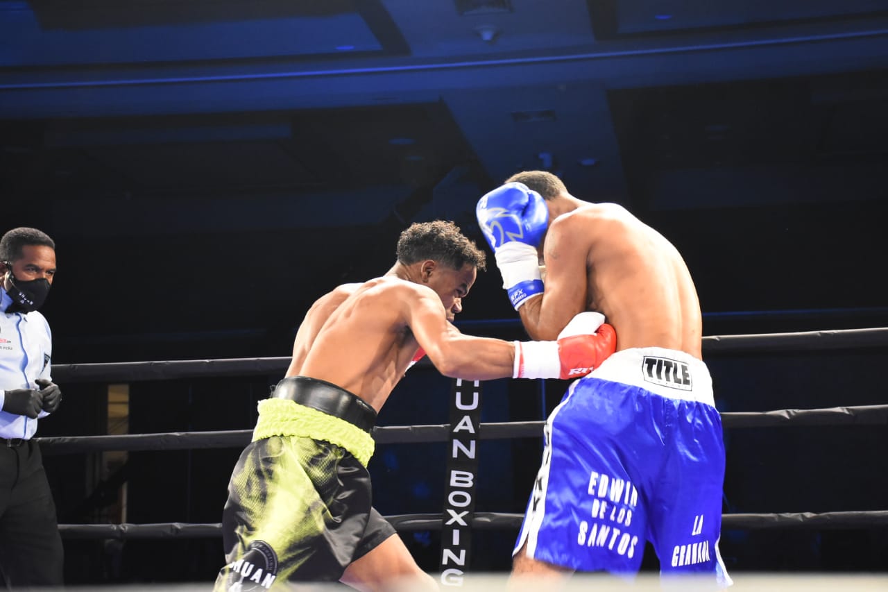 Edwin De Los Santos vs Pedro Verdu