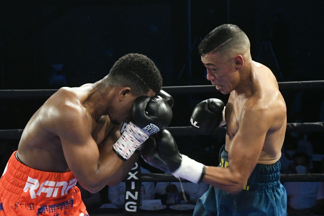 Ranfis Encarnación vs Tomás Rojas (Photo by: Martín Ávila)